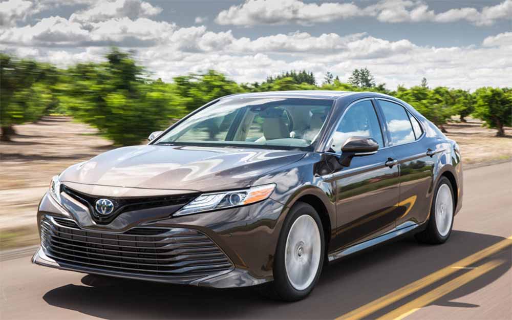 Toyota Camry Car Rental in Kolkata